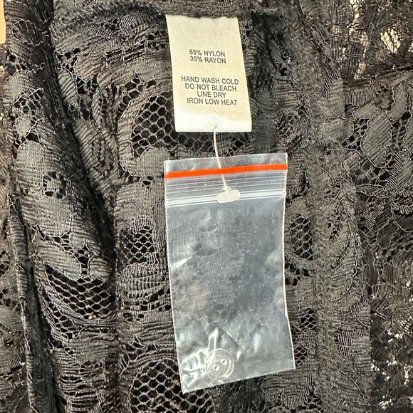 Lulus Darling Love Black Sheer Lace Puff Shoulder Dark Romantic Whimsigoth Top - Picture 6 of 8